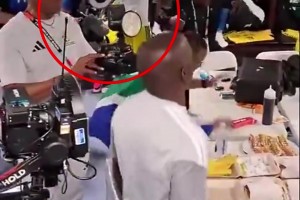 最新NBA篮网vs火箭在线观看